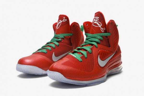 Nike LeBron 9 â€œChristmasâ€