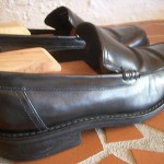 Cole Haan men’s  size 9 M black leather loafer Nike air sole Discounted!