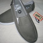 NEW WITH TAGS MENS VANS SHOES SIZE 10 GRAY SLIP ON
