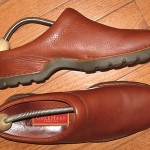 MENS COLE HAAN BRITISH TAN LEATHER MULES, MOCS~10.5 M