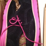 Cole haan mens lunargrand size 10.5 new in box black/pink both laces lunarlon