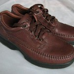 Men’s Clarks NWT Size 9 Leather Lace Up Loafers