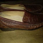 Cole  Haan  Crocodile  Loafers      8.5   Meduim