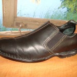 COLE HAAN ~ MENS BLACK W/ BROWN TRIM LEATHER DRIVING LOAFERS SZ 9M ~ NICE!