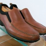 Mens size 9.5 M brown leather Cole Haan slip on loafers casual shoes  K2