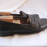 COLE HAAN BLACK LEATHER PENNY LOAFERS  MENS SIZE 9 D