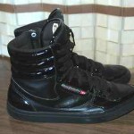 DIESEL MEN’S BLACK HIGH TOP FAUX PATENT LEATHER ZIP ATHLETIC FASHION SHOES~10