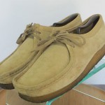 Mens size 11 M khaki suede Clarks Originals Wallabees lace tie casual shoes