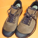 NWOB Clarks sz 9 mens shoes suede