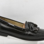 NICE! Mens shoes COLE HAAN black leather tassel slip ons loafers sz 9.5 D