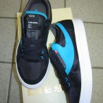 NEW MENS DIESEL “CLAWSTER” BLACK-BLUE LACE SNEAKERS SIZE 10 M