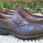CLARKS CASUAL SLIP ON LOAFER SHOES MEN SIZE 10 MEDIUM BROWN LEATHER EUC
