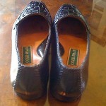 “VINTAGE” BEAUTIFUL & SAVVY “BLACK WOVEN LACED” COLE HAAN SLIP~ON SZ10(M) WOW!