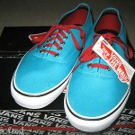VANS SKATEBOARDING MENS AUTHENTIC CANVAS SHOES SCUBA CHILI PEPPER SIZE 13 NWT NR
