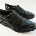 COLE HAAN  Mens 8   BLACK Leather Slip On LOAFER Shoes