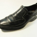 COLE HAAN  Mens 8   BLACK Leather Slip On LOAFER Shoes