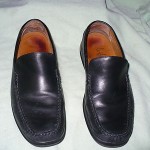 o COLE HAAN BLACK LEATHER SLIP ONS MENS 9 M
