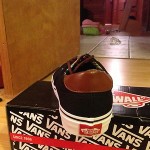Vans Aloha Shoes, Size 8 1/2, NEW, Ships Free in US