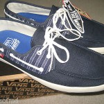 VANS SHOES MENS CHAUFFEUR CANVAS BOAT SHOES SIZE 13 BLUE & WHITE STRIPED NWT NR