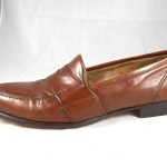 Excellent Gently Used COLE HAAN  Bragano Italian  Flat Strap Penny Loafers 10 M