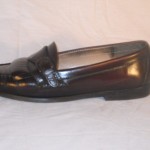 Cole Haan Mens Pinch Buckle Burgundy Slip-On Business Casual Dress Loafers Shoes