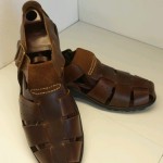 COLE HAAN COUNTRY * 9 M * FISHERMAN Brown Vibram Leather Sandals Shoes