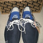 VANS SHOES MENS CHAUFFEUR CANVAS BOAT SHOES SIZE 13 BLUE & WHITE STRIPED NWT NR