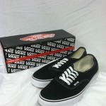 New VANS Authentic Black Men’s shoes Size:12 $70 Retail