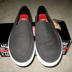 VANS SKATEBOARDING MENS BALI SLIP ON SHOES BLACK & RED RASTA DESIGN SIZE 11 NR