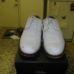 MEN’S COLE HAAN WHITE SUEDE BUCKS SIZE 9.5