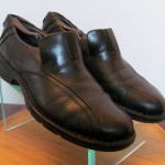 Mens sz 10 M black leather Clarks slip on casual shoes
