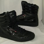 Diesel Men’s Revolution Clawster Hi-Top Sneakers Black on Black Side Zip Sz -9US
