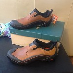 Mens Clarks Muckers Size 10 MEDIUM Rubber Sole Brown Waterproof *NEW*