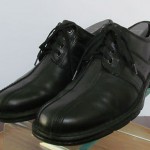 Mens sz 10 M black leather Clarks lightweight casual lace tie oxford shoes