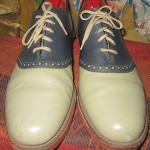 Cole Haan Spectator Light Taupe & Dark Blue Saddles – size 10 B/aa
