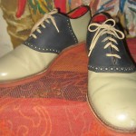 Cole Haan Spectator Light Taupe & Dark Blue Saddles – size 10 B/aa