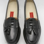 AWESOME! Mens shoes COLE HAAN black box leather slip on tassel loafers sz 9 B