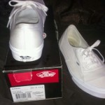 mens vans white classic low top