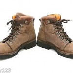 TIMBERLAND LIGHTWEIGHT OILED BROWN LEATHER CASUAL BOOTS  SHOES MENS SIZE 9.5 M