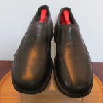 Mens sz 11 M black leather lightweight Clarks slip on dress or casual shoes