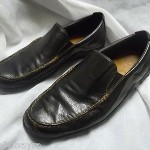 COLE HAAN BLACK LEATHER LOAFER W/BROWN STITCHING SIZE 10.5 M