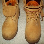mens pair of size 9 1/2M 1/2 9.5 TIMBERLAND  BOOTS shoes