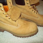 mens pair of size 9 1/2M 1/2 9.5 TIMBERLAND  BOOTS shoes