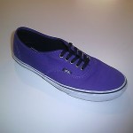 Mens or Womens purple vans Canvas authentic style, mens size 10 womens size 11.5