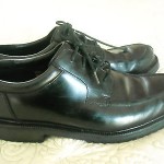 MENS COLE HAAN BLACK LEATHER OXFORDS – SZ M