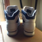 Timberland waterproof boots/ White and Navy Blue/Mens Size 7 M