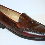 COLE HAAN Men’s Size 9 LOAFERS Burgundy Tassle SHOES Leather