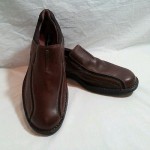 NEW!! Mens CLARKS Brown Leather Casual Slip On Loafers Shoes Size 10.5W