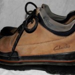 CLARKS MENS WATERPROOF MUCKERS SHOES SIZE 10 M TAN SUEDE W/ RUBBER TOE $175