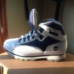 Timberland waterproof boots/ White and Navy Blue/Mens Size 7 M